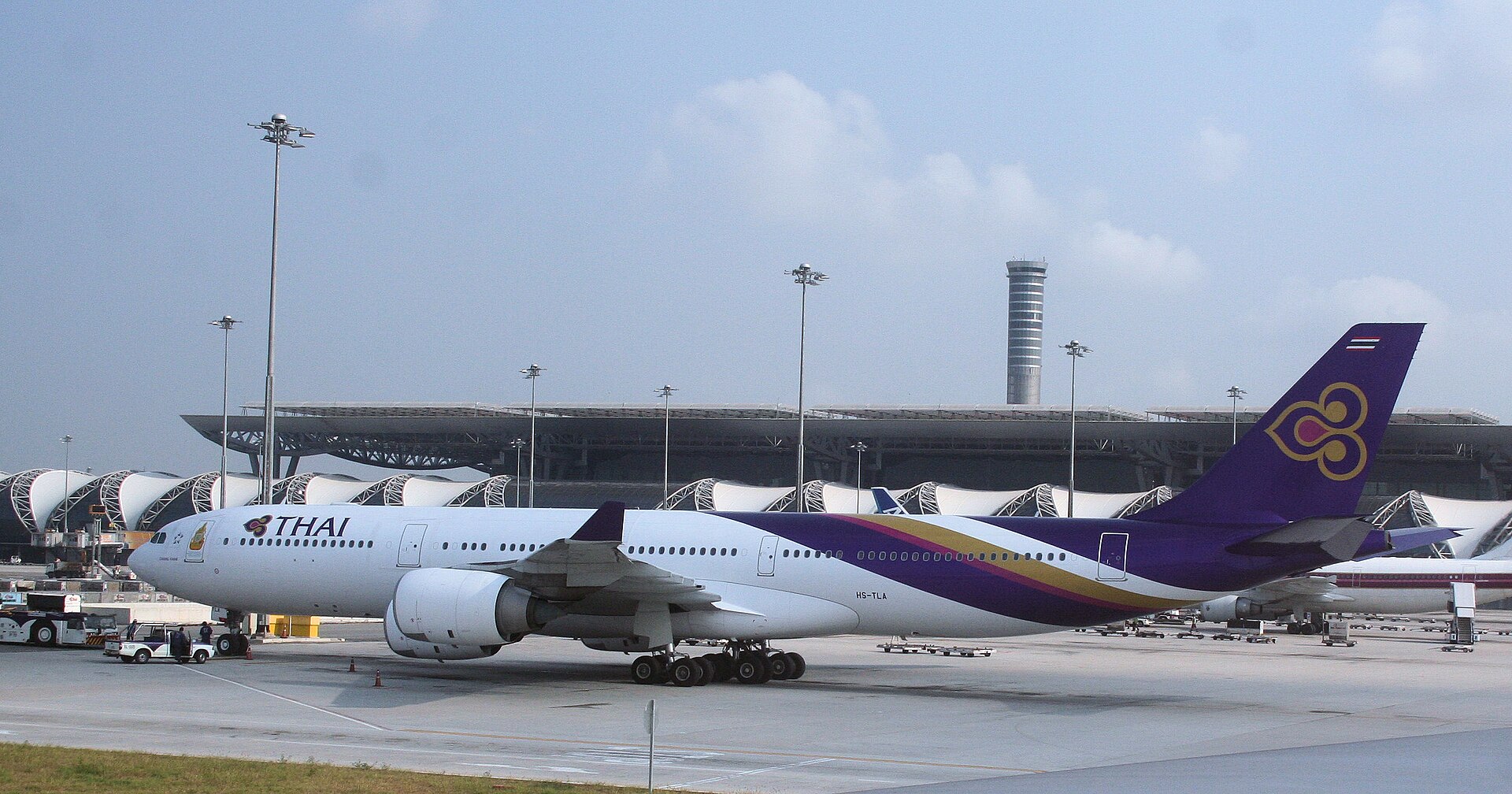 เครื่องบินของการบินไทยที่ท่าอากาศยานสุวรรณภูมิ (ภาพแฟ้ม)